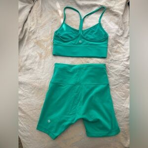Lululemon Workout Set - sports bra and bike shorts